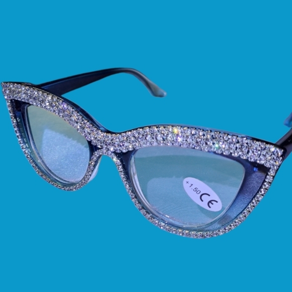 Accessories - 1:50 Blue Rhinestone Cat-Eye READING